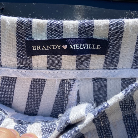 Brandy Melville Scandinavian style stripe cotton spandex ankle pant - Picture 3 of 4